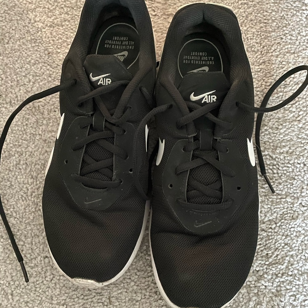 Mens Nike shoes ✔️